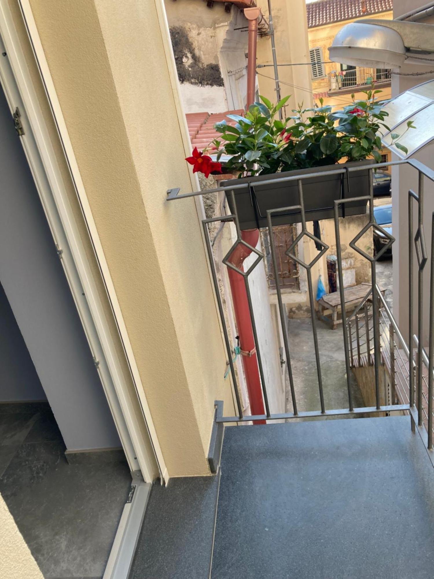 Residenza Ferdinando - 40M Dal Mare Apartment Пицо Екстериор снимка